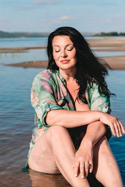 Полина Только выезд